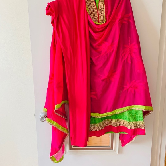 Beautiful 3 piece salwar kameez Indian pakistani - Picture 4 of 7